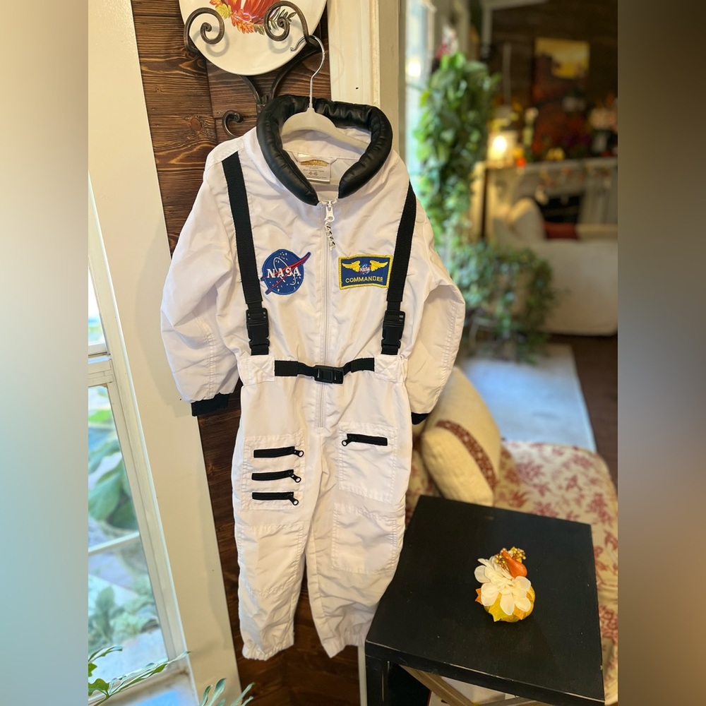 Astronaut/space costume